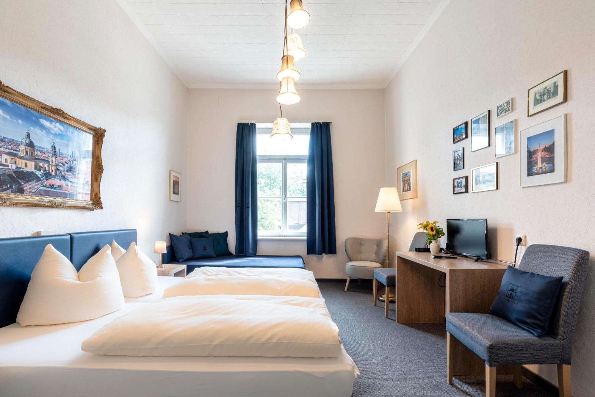 Hotel-Pension Am Siegestor Мюнхен Екстер'єр фото